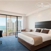 Crowne Plaza Surfers Paradise 4*