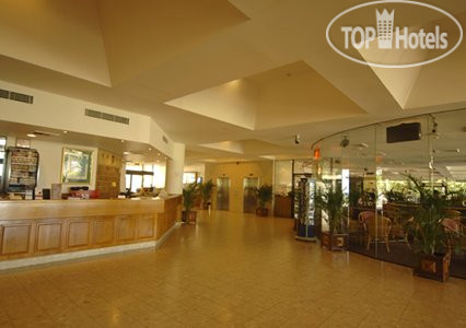 Фотографии отеля  Comfort Hotel Acacia Court, Cairns 3*