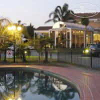 Best Western Airport Motel and Convention Centre 4*
