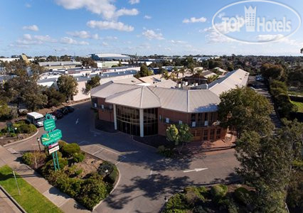 Фотографии отеля  Quality Hotel Melbourne Airport, Tullamarine 3*