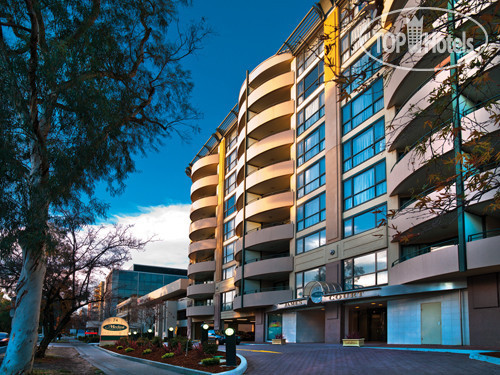 Фотографии отеля  Adina Apartment Hotel Canberra, James Court 4*