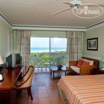 Memories Paraiso Azul Beach Resort