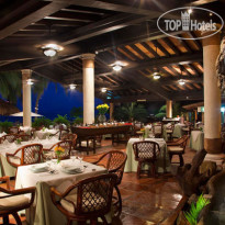 Costa Sur Resort & Spa 