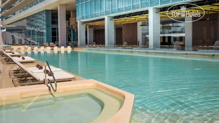 Hyatt Vivid Grand Island