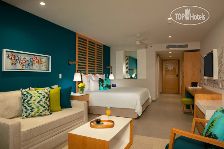 Dreams Natura Resort & Spa