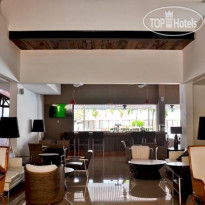 Q-Bay Hotel & Suites Cancun Бар