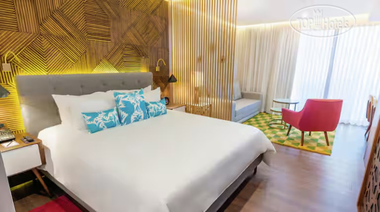 The Fives Downtown Hotel & Residences