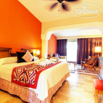 Grand Palladium Colonial Resort & Spa 