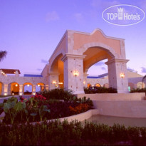 Royal Hideaway Playacar 