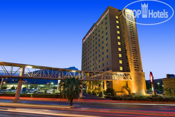 Фотографии отеля  Four Points by Sheraton Galerias Monterrey 3*