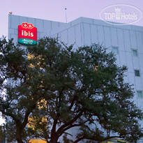 Ibis Monterrey Valle 