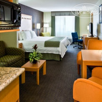 Holiday Inn Express Hotel & Suites Monterrey Aeropuerto 2*