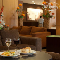 Staybridge Suites Guadalajara Expo Бар