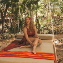 Akumal Natura Glamping chill out area