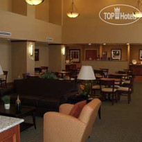 Hampton Inn & Suites Bakersfield North-Airport 