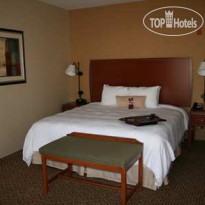 Hampton Inn & Suites Bakersfield North-Airport 