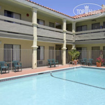 Travelodge Costa Mesa Newport Beach Hacienda 