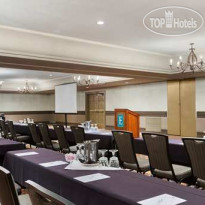 Embassy Suites Mandalay Beach Hotel & Resort