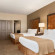 Embassy Suites Mandalay Beach Hotel & Resort 