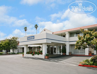 Фотографии отеля  Travelodge Monterey Bay 2*