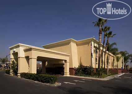 Фотографии отеля  Hampton Inn & Suites Colton San Bernardino 2*