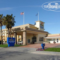 Holiday Inn Express Hotel & Suites Corning 