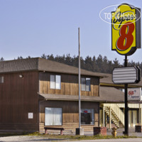 Super 8 Crescent City 2*