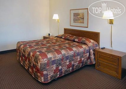 New photos from tourists Econo Lodge Davis 2*
