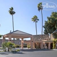 Days Inn Fresno North 2*