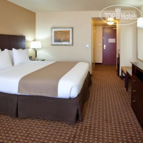 Holiday Inn Express Hotel & Suites Dinuba West 