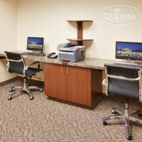 Holiday Inn Express Hotel & Suites Dinuba West 