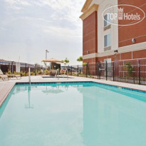 Holiday Inn Express Hotel & Suites Dinuba West 