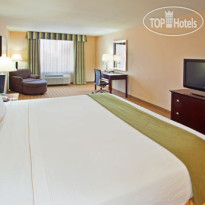 Holiday Inn Express Hotel & Suites Fresno (River Park) Hwy 41
