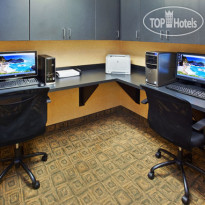 Holiday Inn Express Hotel & Suites Fresno (River Park) Hwy 41