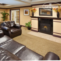 Holiday Inn Express Hotel & Suites Fresno (River Park) Hwy 41