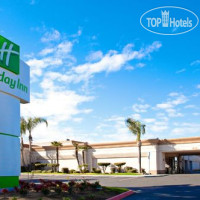 Holiday Inn Fresno-Airport 3*