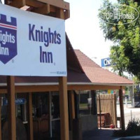 Knights Inn Fresno 2*