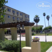 Ramada West Sacramento Hotel and Suites 3*