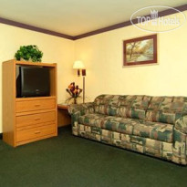 Comfort Inn & Suites Lamplighter 