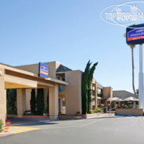 Howard Johnson Inn And Suites Vallejo Near Discovery Kingdom 