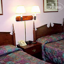 Castle Inn & Suites 