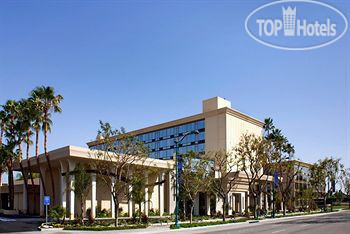 Фотографии отеля  Red Lion Anaheim 3*