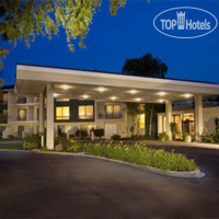 Best Western Plus Garden Court Inn 3*