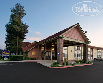 Фотографии отеля  Best Western Plus Town & Country Lodge 3*