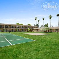 Travelodge Santa Maria 