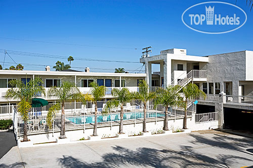 Фотографии отеля  Motel 6 Newport Beach  2*