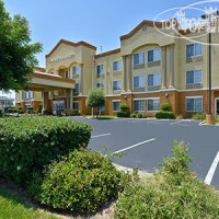 Comfort Inn & Suites Sacramento 2*