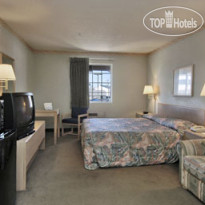 Travelodge Inn and Suites Pensacola 