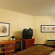 Paramount Plaza Hotel & Suites 