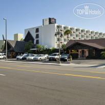 Best Western Plus Aku Tiki Inn